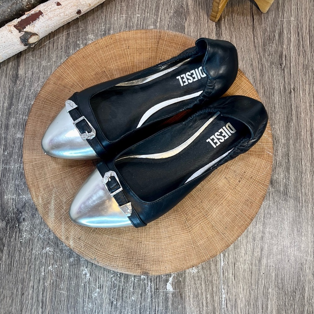 Diesel | Floryanne Black Leather Silver Buckle Cap Toe Point Toe Flats Size 7.5